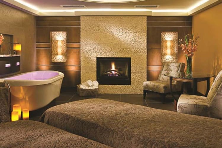 Spa treatment room